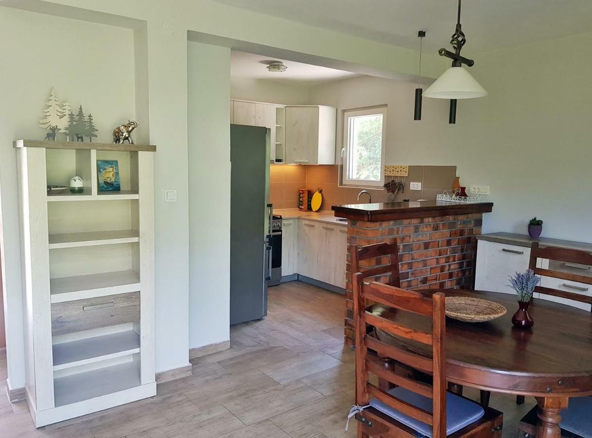 Vacation Home Naluka Donji Morinj Extérieur photo
