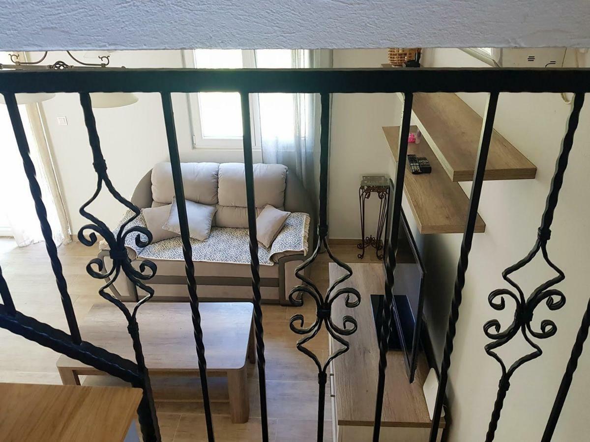Vacation Home Naluka Donji Morinj Extérieur photo